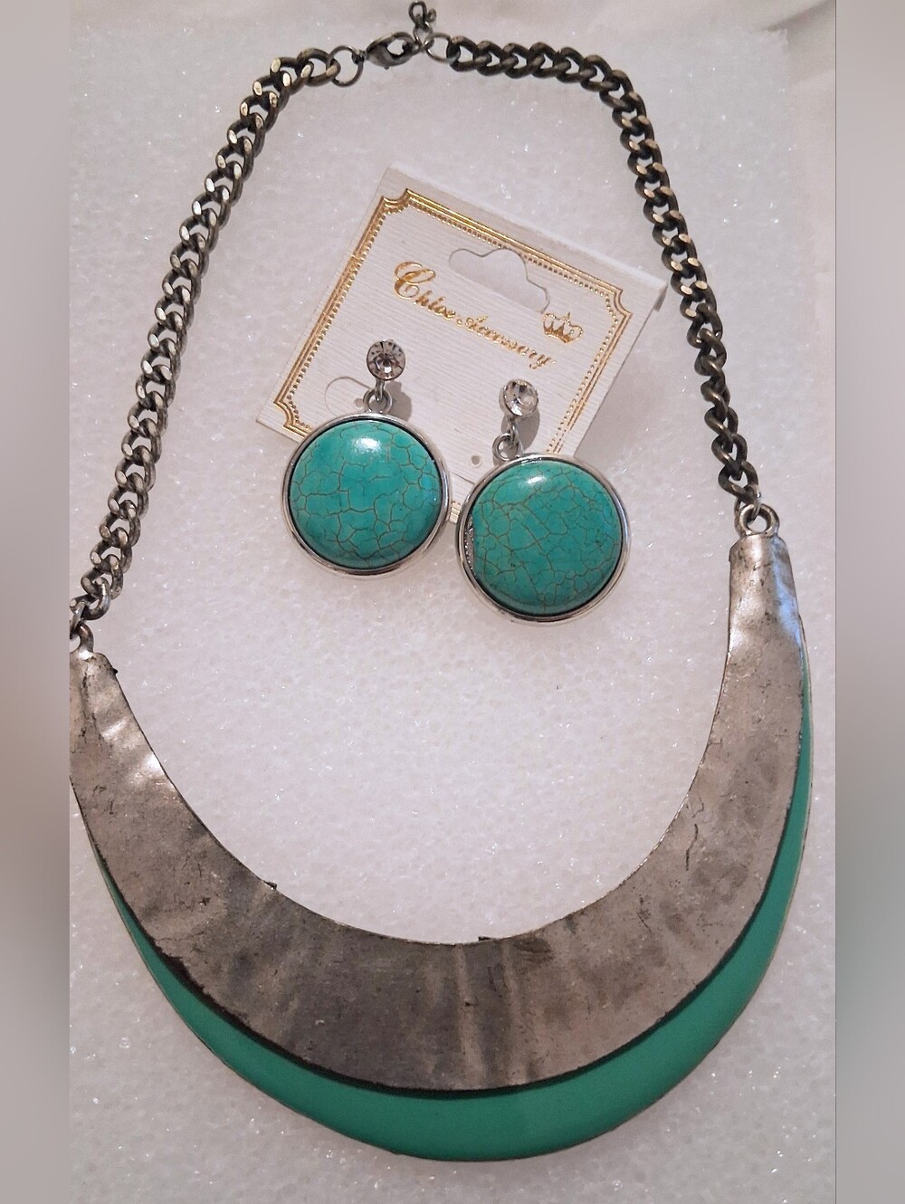 Turquoise Stone Necklace & Earrings Set